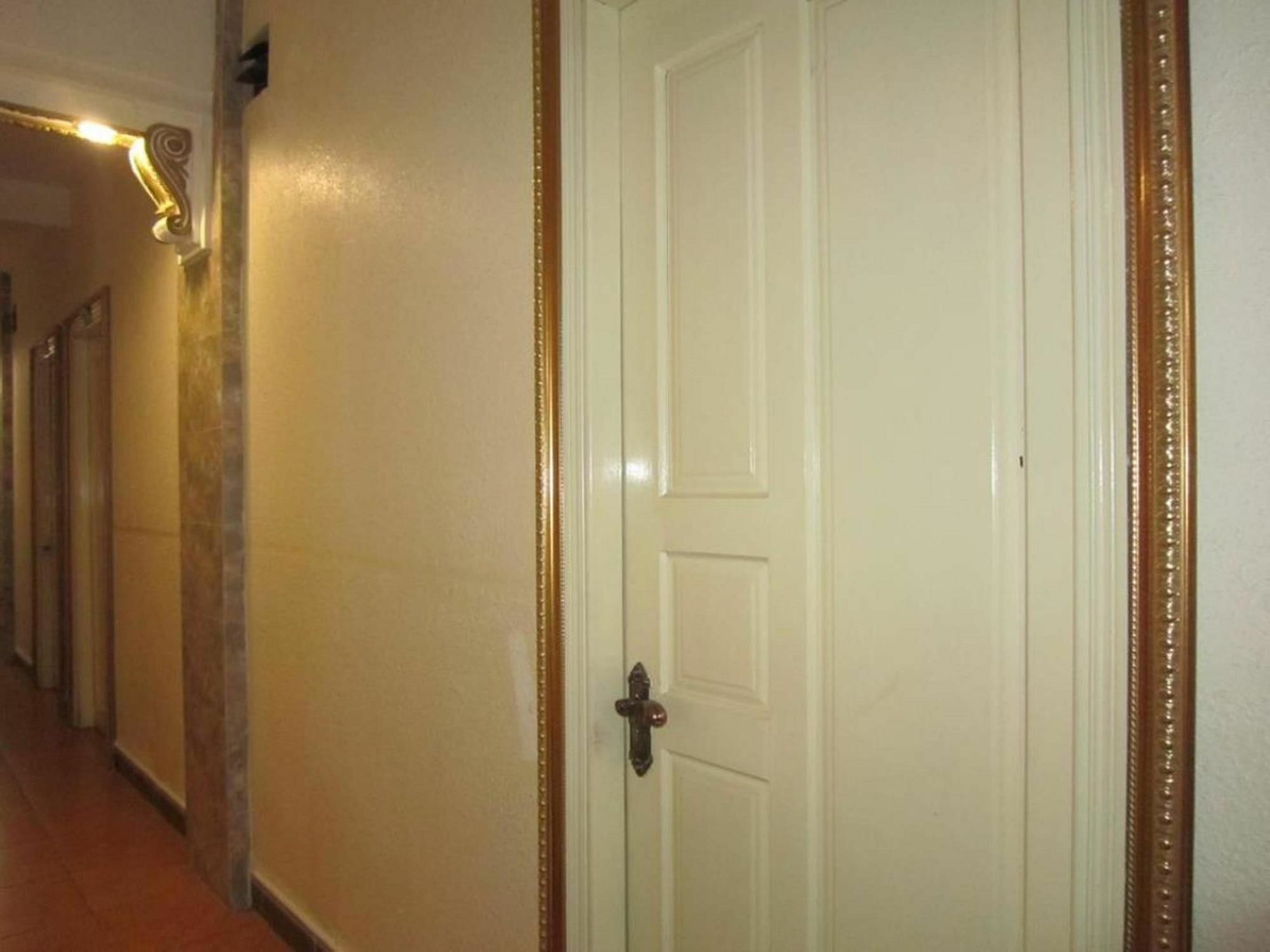 OYO 253 Khách sạn Tân Hà TP. Hồ Chí Minh Ngoại thất bức ảnh