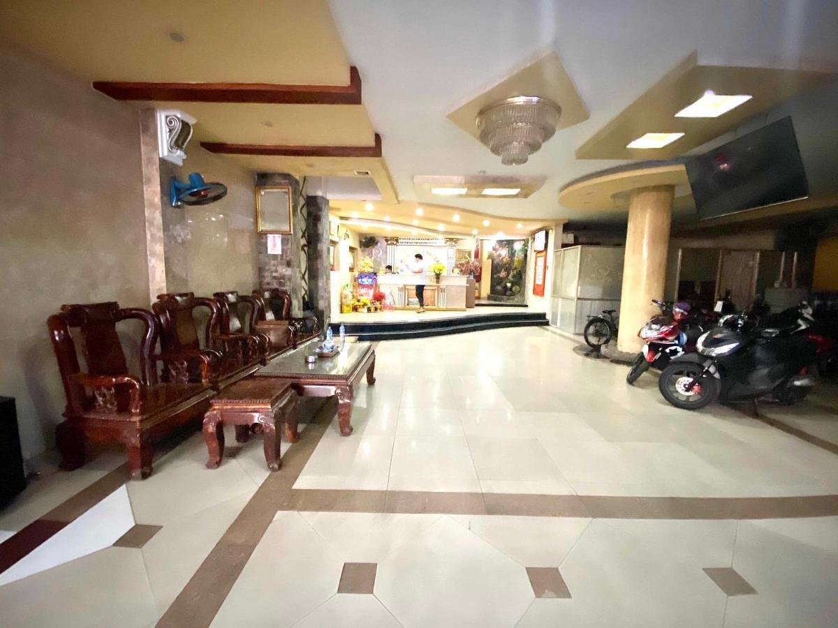 OYO 253 Khách sạn Tân Hà TP. Hồ Chí Minh Ngoại thất bức ảnh